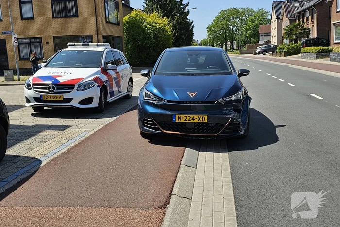 Veel schade bij botsing tussen twee voertuigen