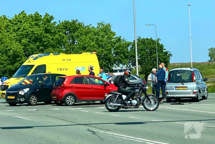 Opnieuw auto-ongeluk op beruchte kruising