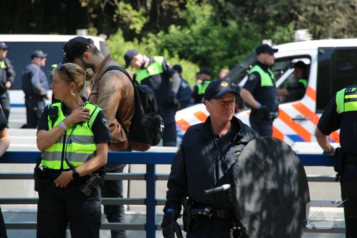 Politie masaal aanwezig bij demonstratie
