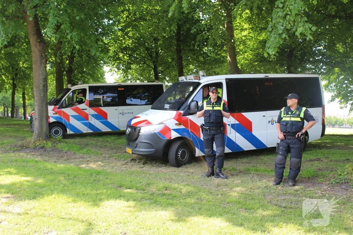Politie masaal aanwezig bij demonstratie