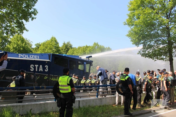 Politie masaal aanwezig bij demonstratie