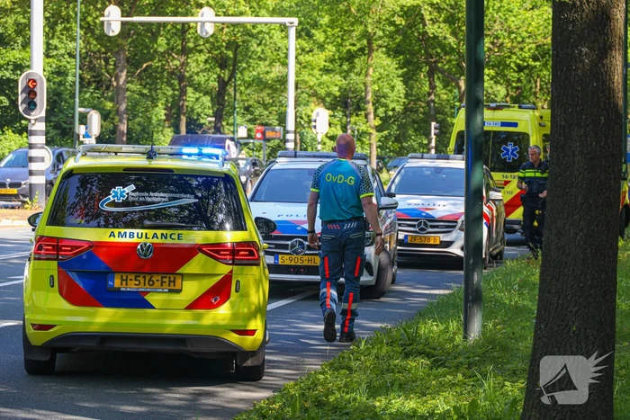 Fietser buitenbewustzijn na botsing