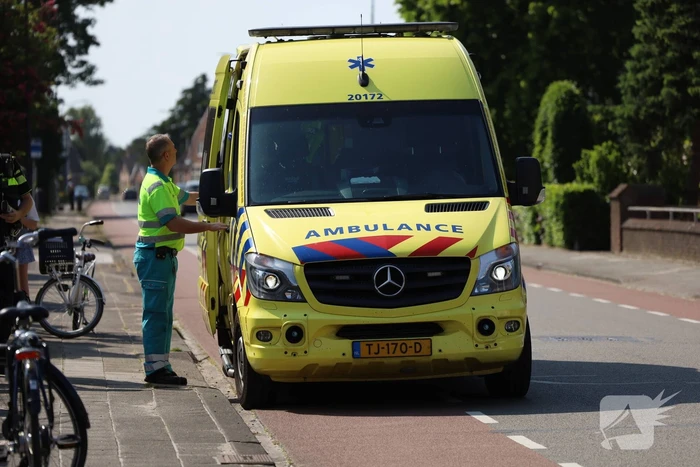 Fietser aangereden door personenauto