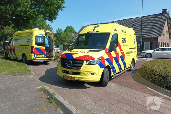Motorrijder gewond bij botsing met auto op kruising