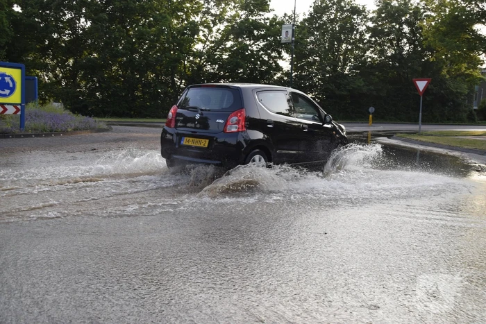 Opnieuw waterlekkage in woonwijk