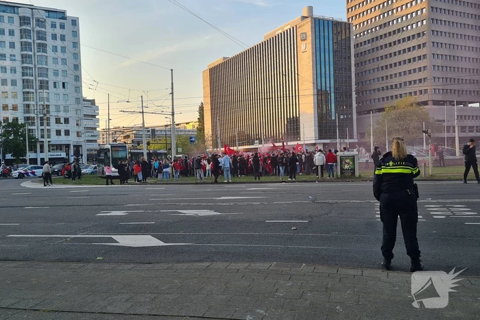 Mensen massaal de straat op na winst Erdogan