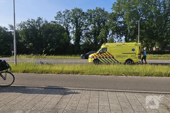 Fietser ernstig gewond na ongeval op oversteekplaats