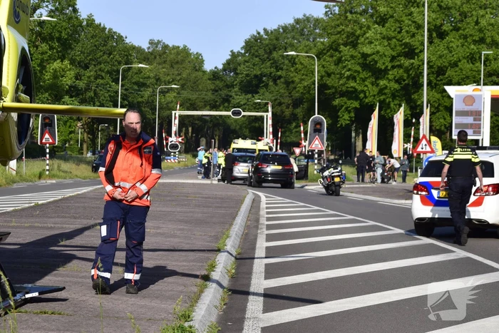 Fietser ernstig gewond na ongeval op oversteekplaats
