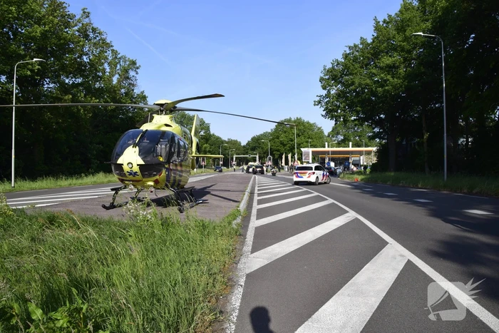 Fietser ernstig gewond na ongeval op oversteekplaats