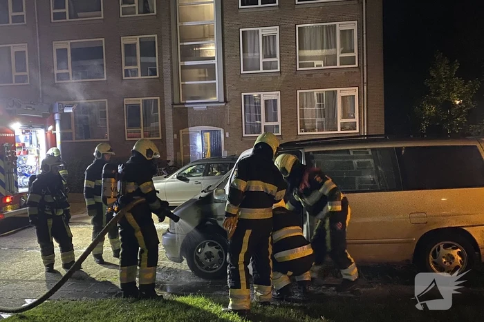 Beginnende brand in bestelbus geblust