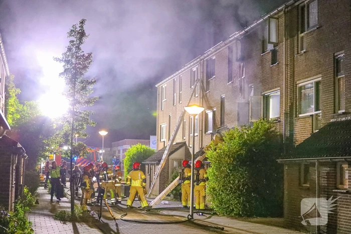 Woning onbewoonbaar door grote brand