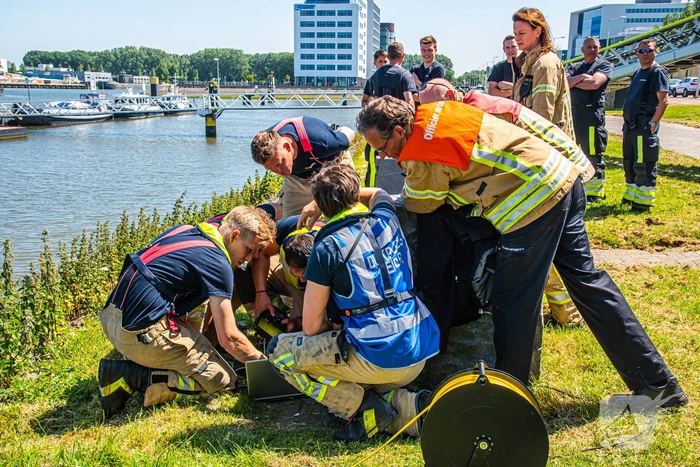 Kledingstukken gevonden, omstanders schakelen hulpdiensten in