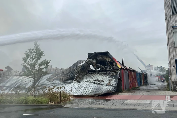 NL-Alert uitgestuurd vanwege zeer grote brand