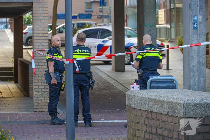 Twee mannen slaan op de vlucht na plofkraak