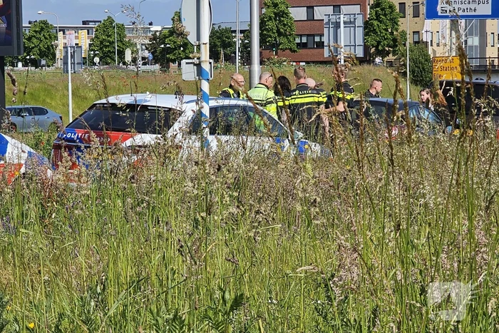 Automobilist botst op flits bestelbus van politie