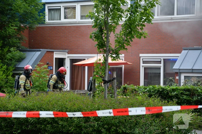 Hevige rookontwikkeling bij uitslaande brand