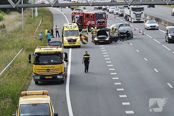 Veel schade bij ongeval op snelweg