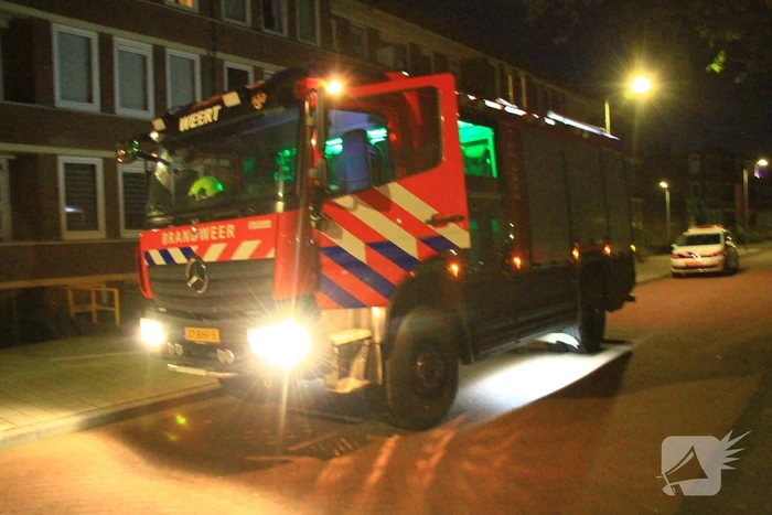 Buurtbewoners schakelen brandweer in voor rookmelder