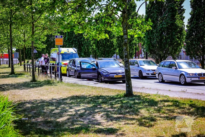 Veel schade bij kop-staart botsing