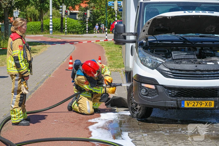 Brand in motor van bakwagen
