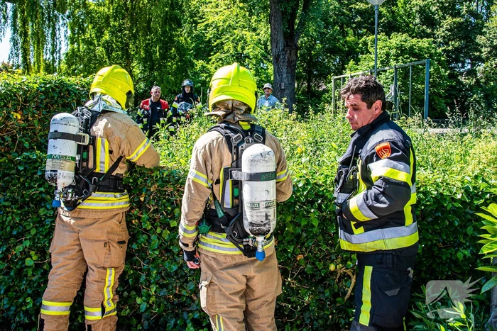 Melding gaslek blijkt lekke waterleiding