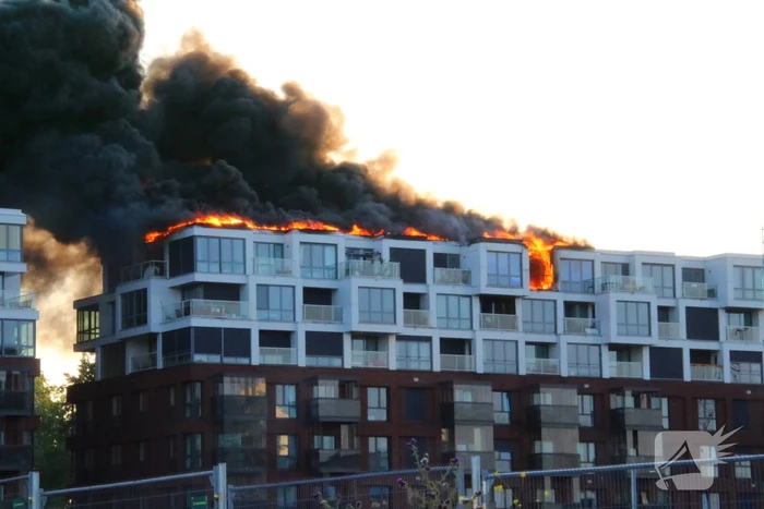 Uitslaande brand bij appartenmentencompex