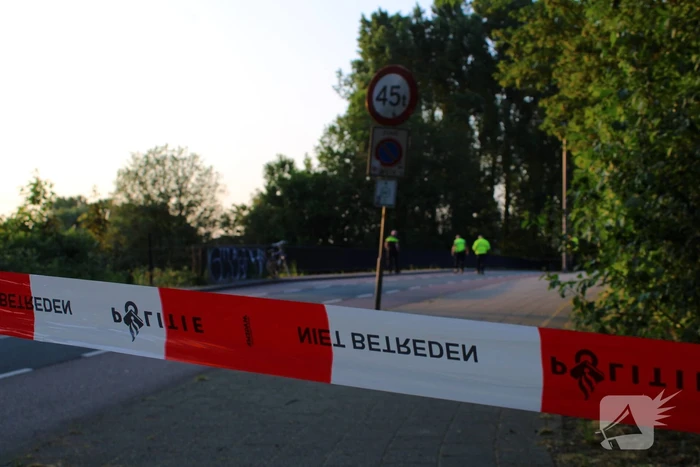Automobilist laat fietser zwaargewond achter
