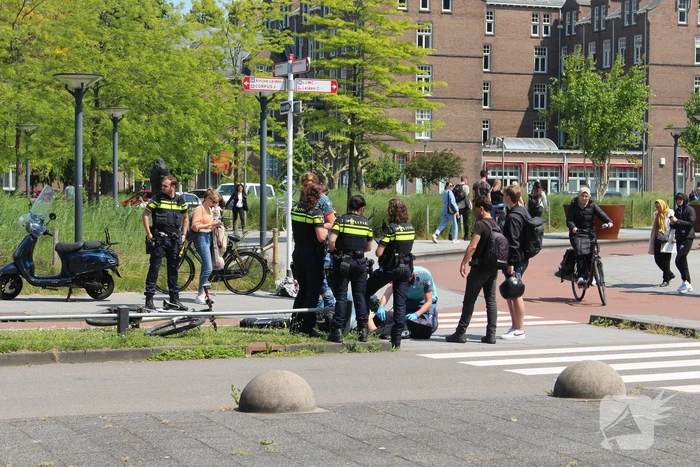 Fietser en scooter betrokken bij ongeval op fietspad