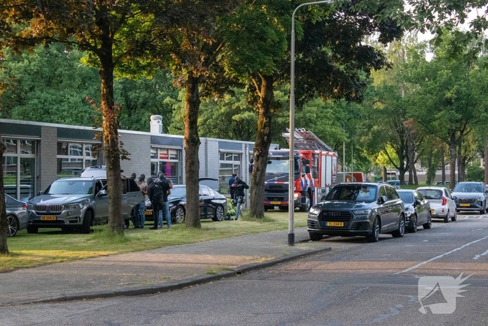 Arrestatieteam ingezet voor persoon op dak van gebouw