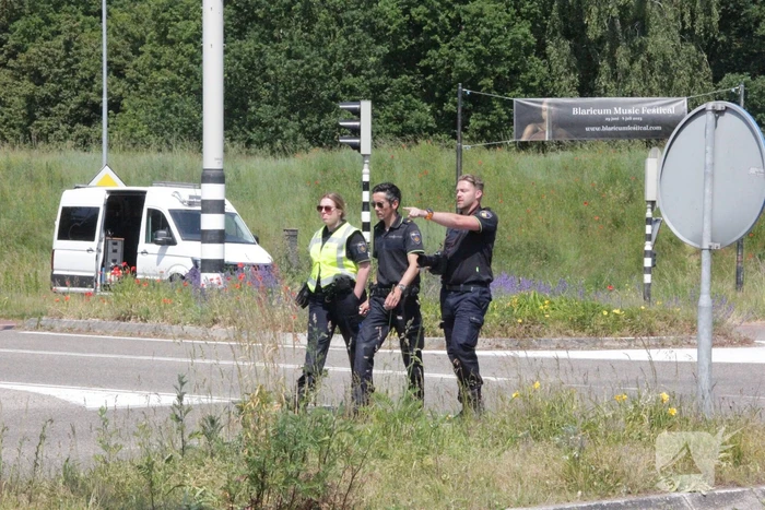 Flinke schade na hevige botsing tussen twee auto's