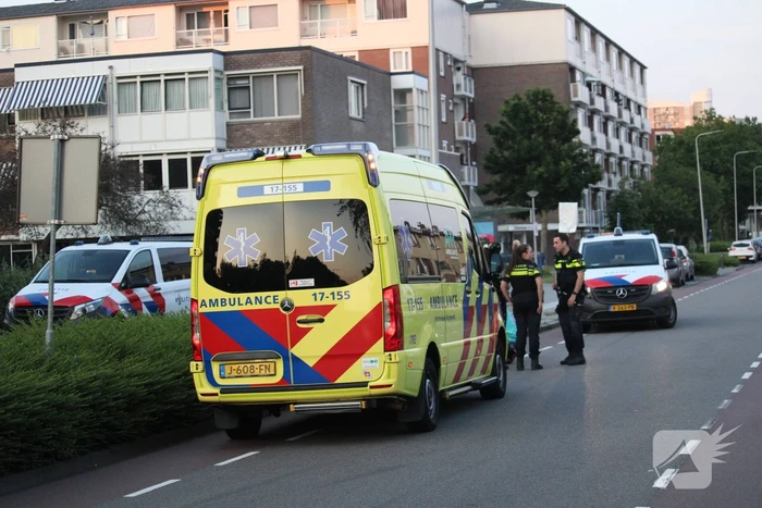 Motorrijder gewond bij botsing met auto
