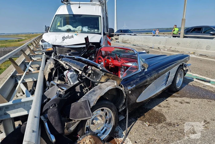 Klassieke auto betrokken bij ongeval