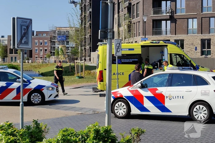 Twee personen door politie meegenomen bij mogelijke steekpartij