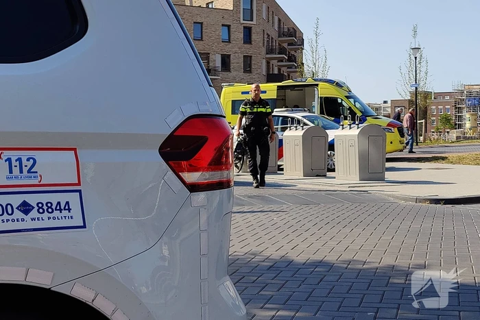 Twee personen door politie meegenomen bij mogelijke steekpartij