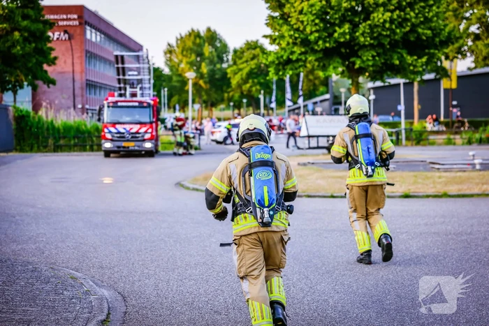 Uitslaande brand in bedrijfsloods