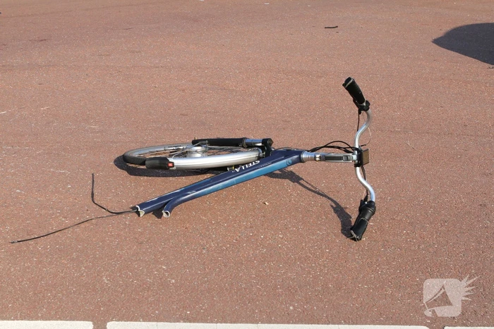 Fietser komt om het leven na aanrijding