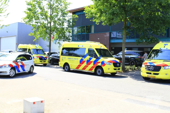 Twee gewonden na steekpartij, persoon aangehouden