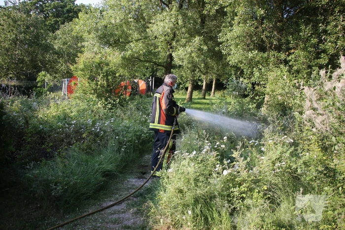 Meerdere brandhaarden op parkeerplaats
