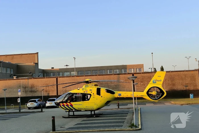 Traumahelikopter ingezet bij gevangenis