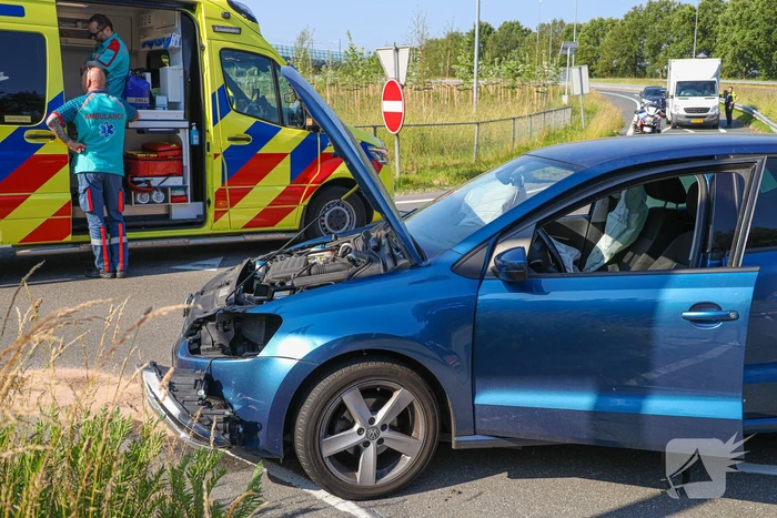 Flinke schade bij botsing op kruising