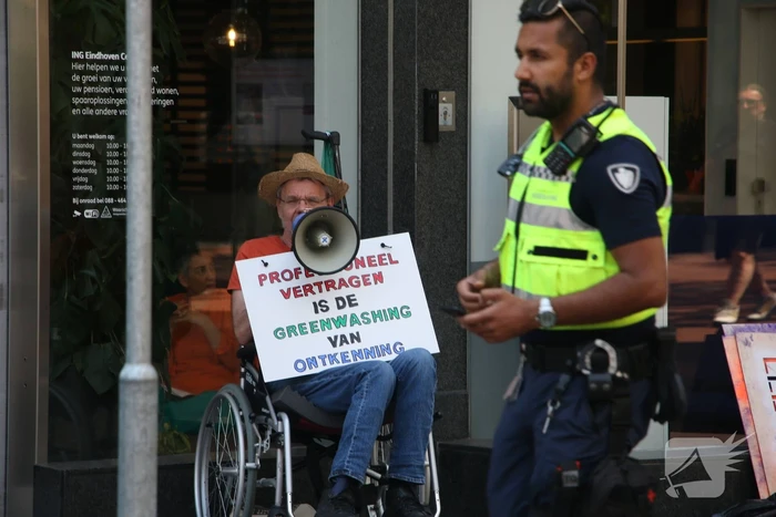 Demonstratie bij ING bank