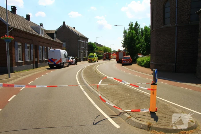 Fietser ernstig gewond bij aanrijding met busje