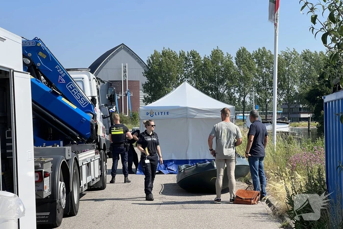 Overleden persoon aangetroffen in water