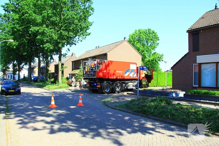 Bewoner voorkomt brand in achtertuin