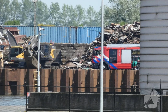 Scheepsbrand bij ijzerwarenhandelaar