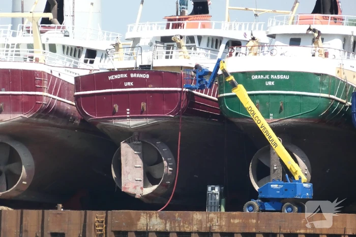 Scheepsbrand bij ijzerwarenhandelaar