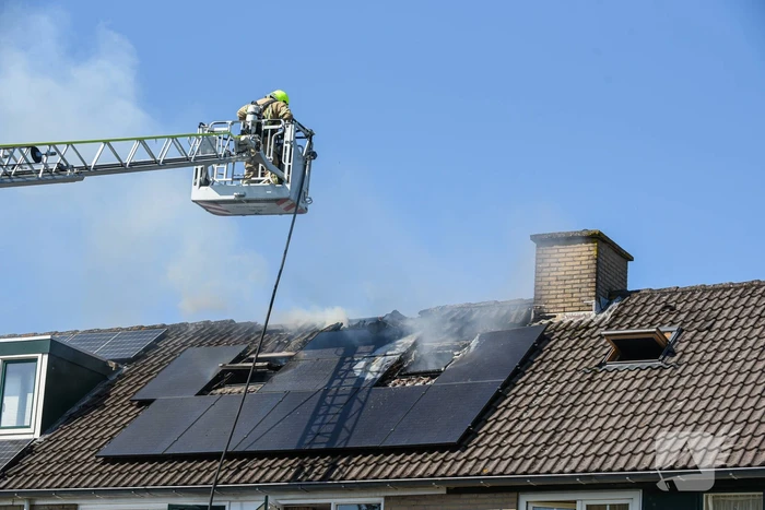 Uitslaande zolderbrand rijtjeswoning