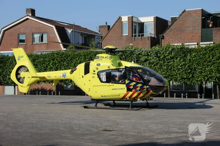Traumahelikopter landt midden in centrum