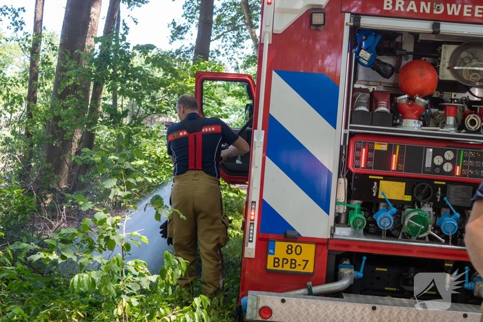 Stuk groen gaat in vlammen op