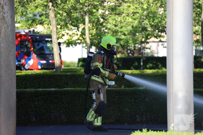 Bloembak gaat in vlammen op